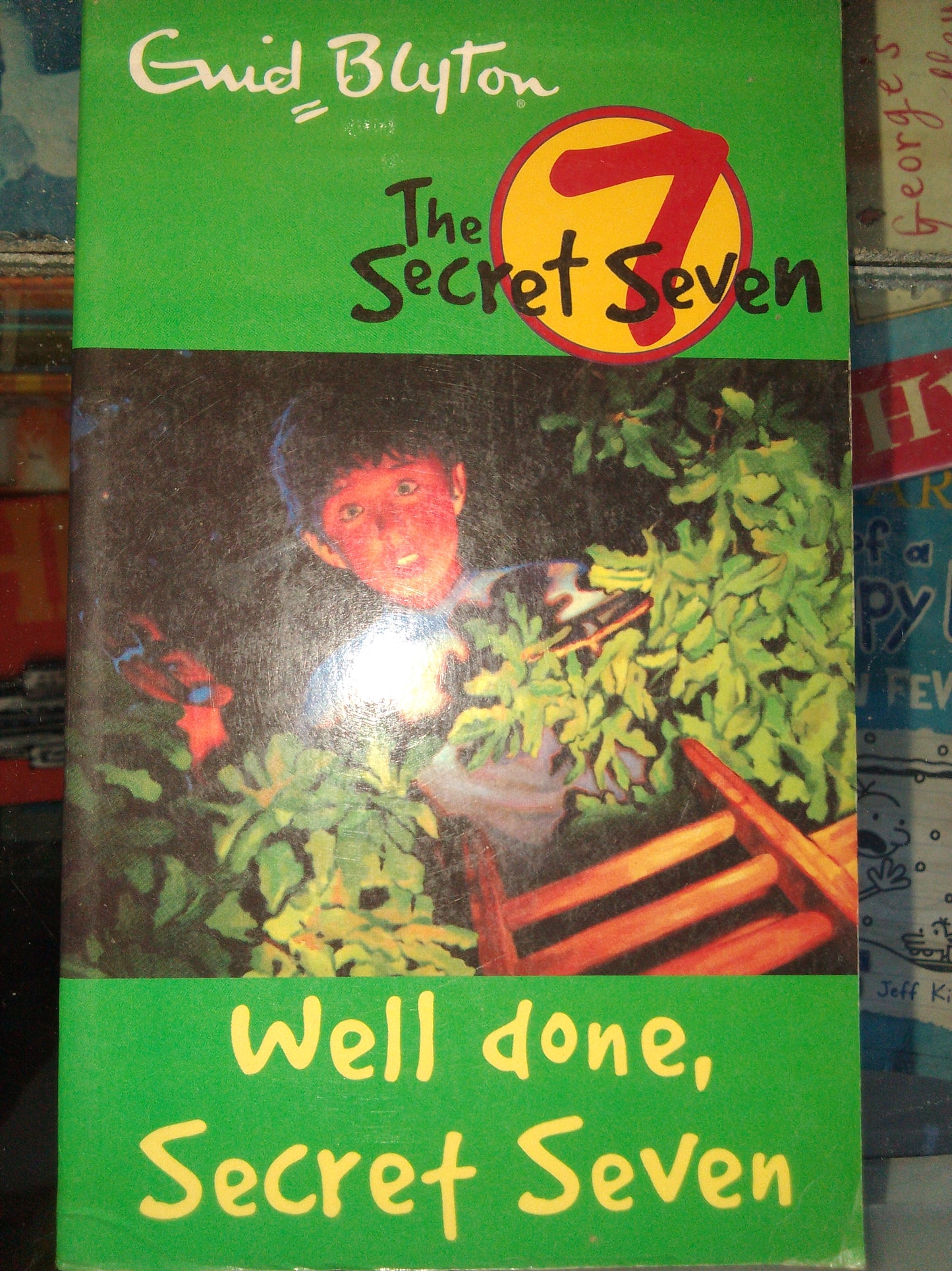 Well done secret seven: 3 by Enid Blyton (the secret seven series)
