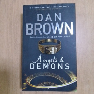 Angels and demons (small paperback)