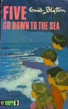 Load image into Gallery viewer, The famous five-five go down to the sea-book 12
