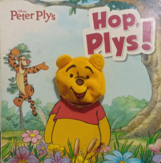 Hop plays [finger puppet] [board book]
