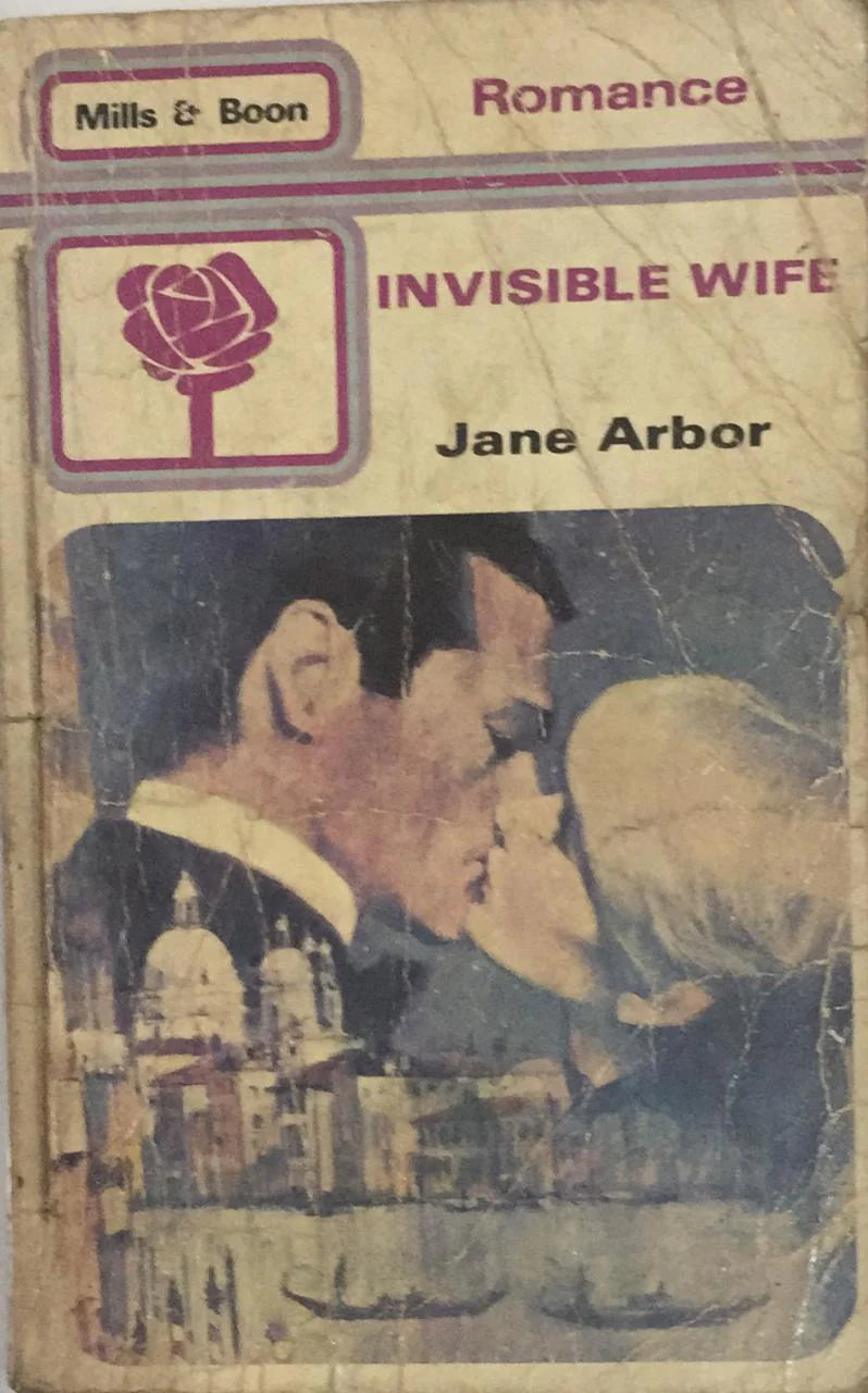 Invisible Wife [mills and boon]