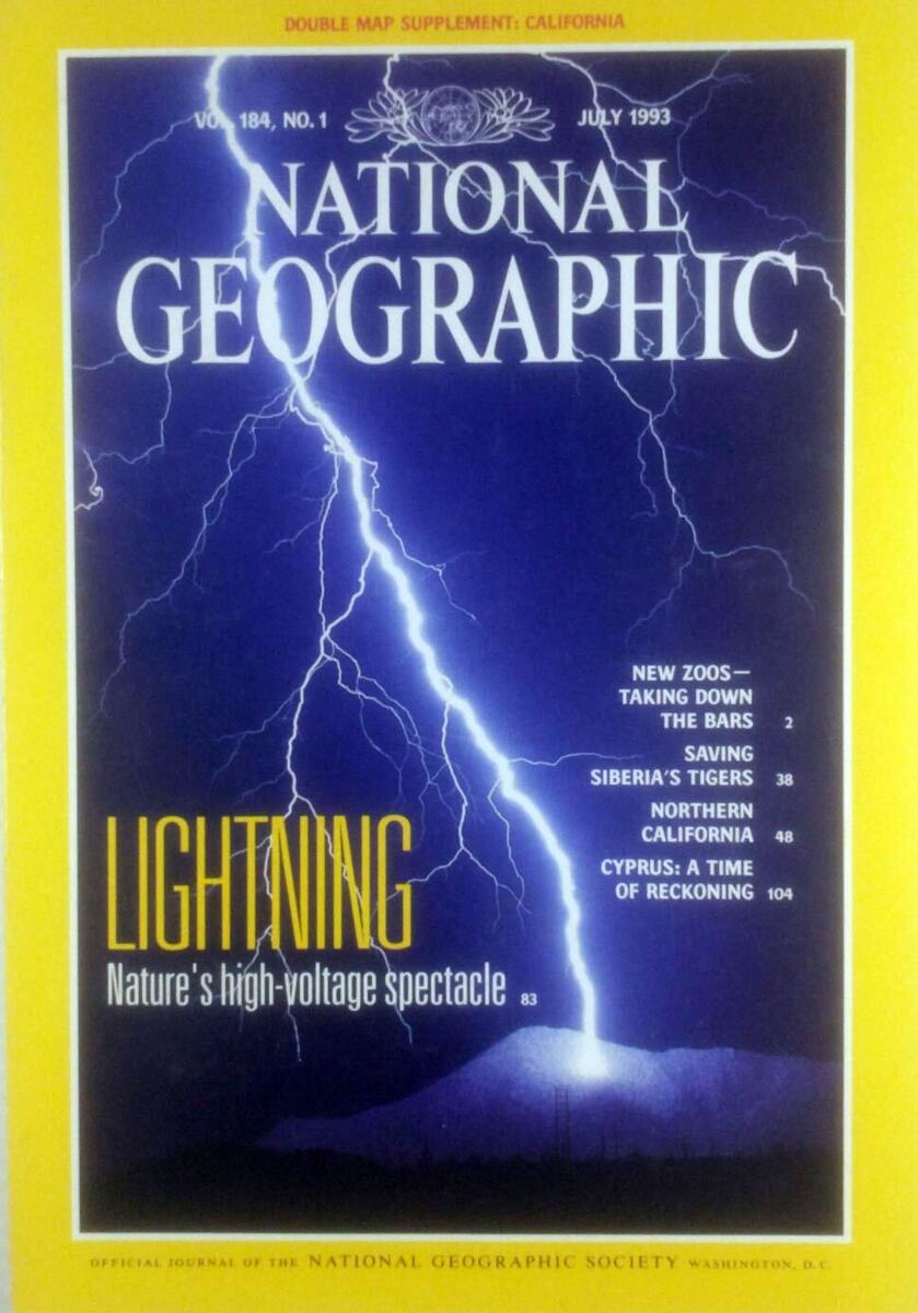 Lightning [National geographic][rare books][July 1993]