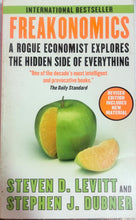 Load image into Gallery viewer, Freakonomics: A rogue economist explores the hidden side of everything  (rare books)
