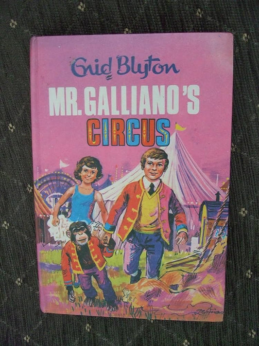 Mr Galliano's Circus [HARDCOVER]
