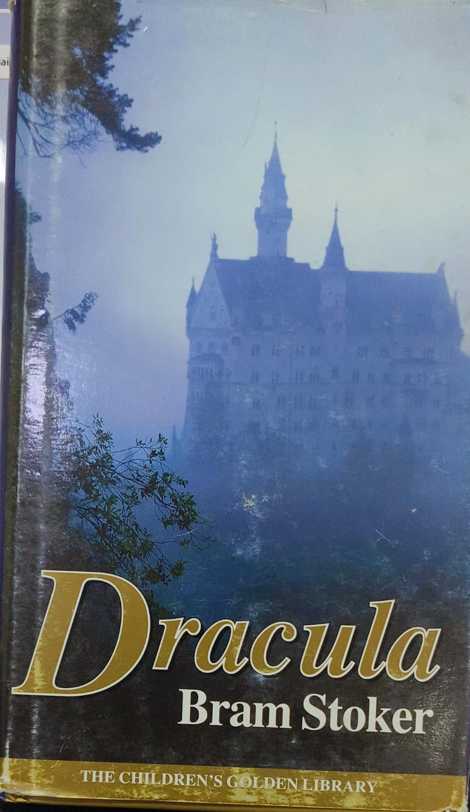Dracula by bram stoker [HARDCOVER]