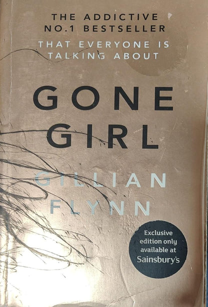 Gone girl by Gillian Flynn