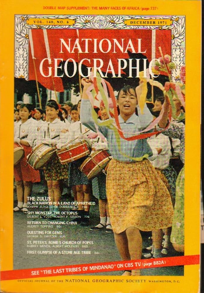 The Zulus [national geographic][rare books][december 1971]