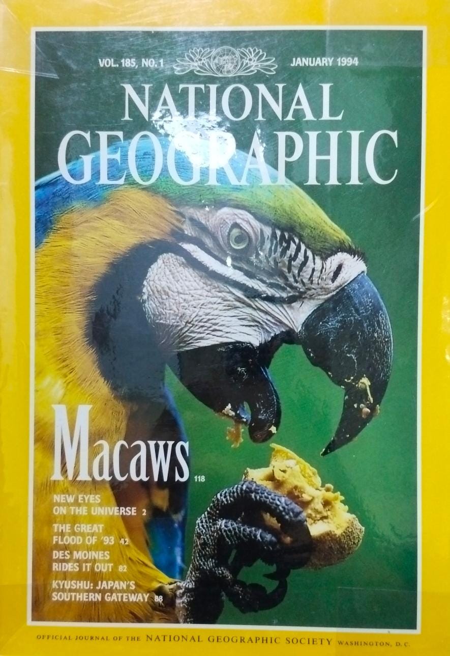 Macaws [national geographic][rare books]