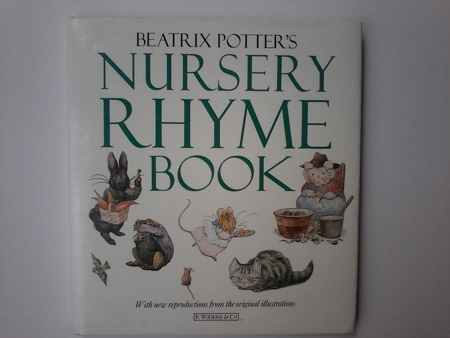 Beatrix Potter's Nursery Rhyme Book [hardcover]