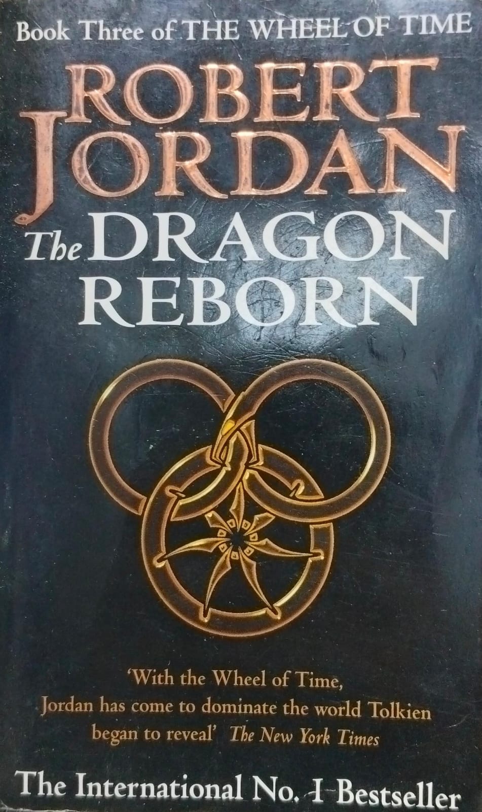 The dragon reborn-book three of the wheel of time