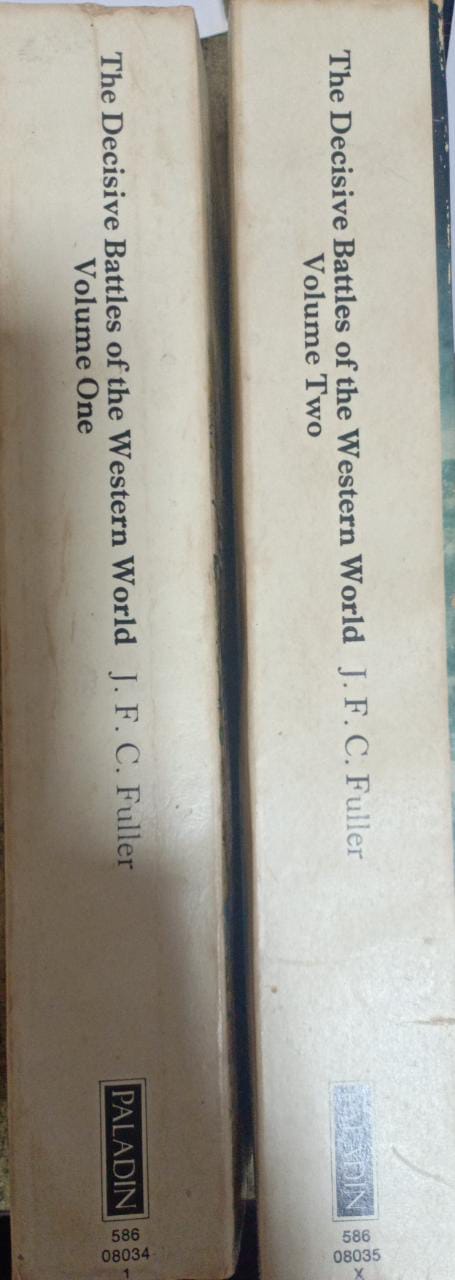The Decisive Battles of the Western World  [set of 2 volume] (RARE BOOKS)
