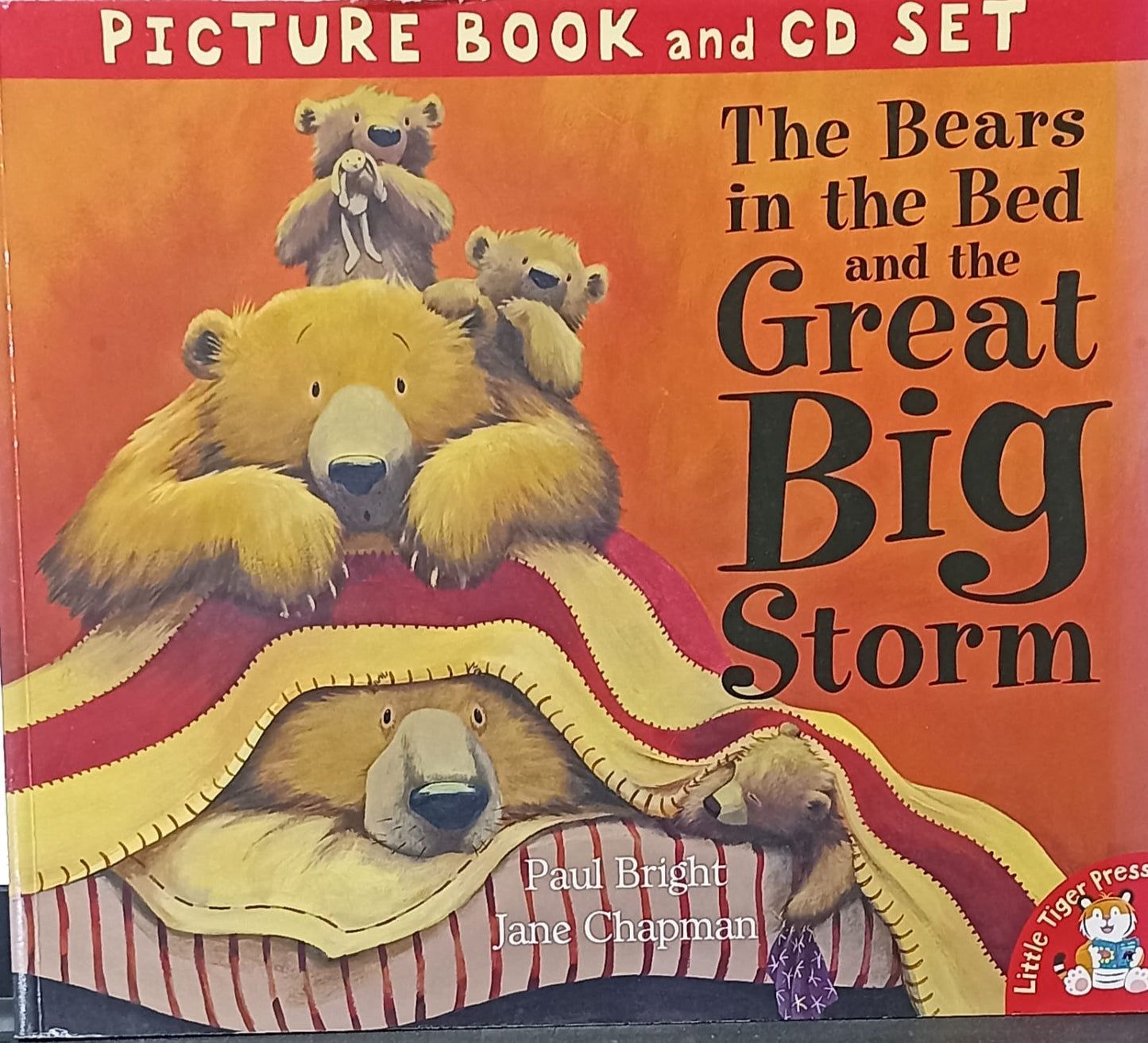 The Bears in the Bed and the Great Big Storm (WITH CD)