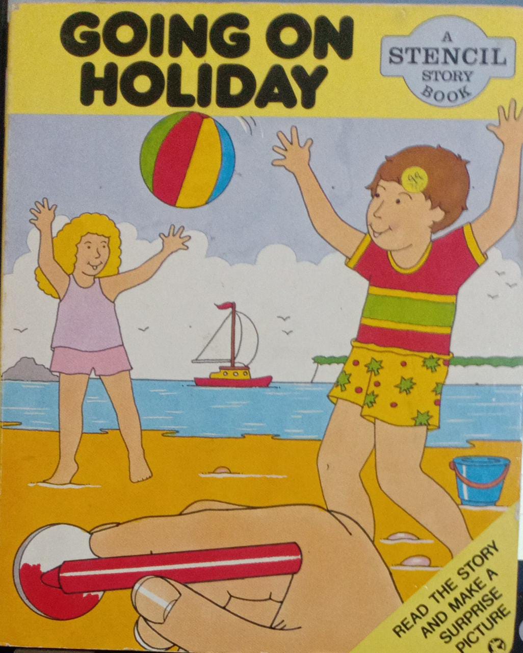 Going on Holiday [BOARD BOOK]