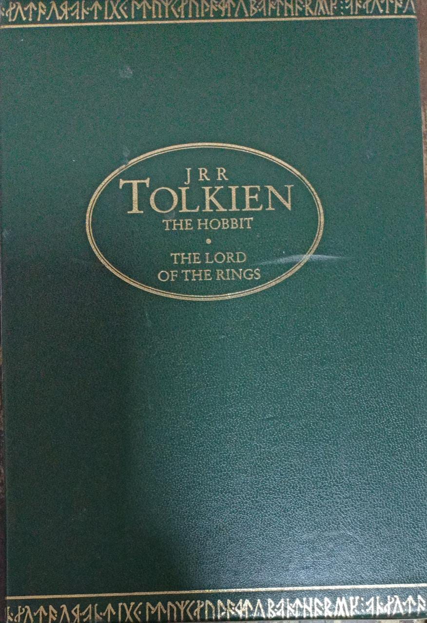 The Hobbit & The Lord of the Rings [SET OF 4 BOOKS]