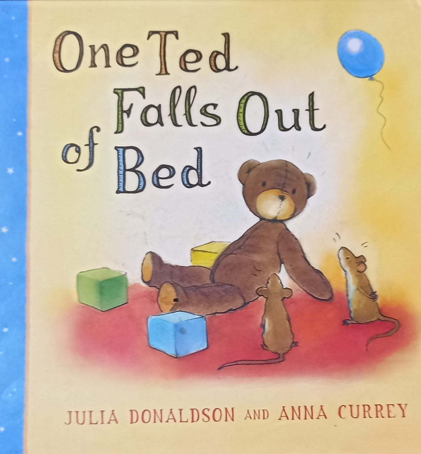 One Ted Falls Out Bed (Hardcover)