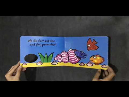 I Am Little Fish! A Finger Puppet Book (Touch And Feel) Board book